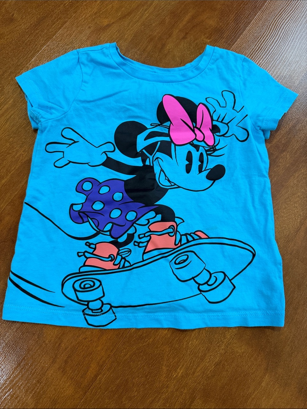 Disney’s Girls' Turquoise Minnie Mouse Skateboard Graphic Tee